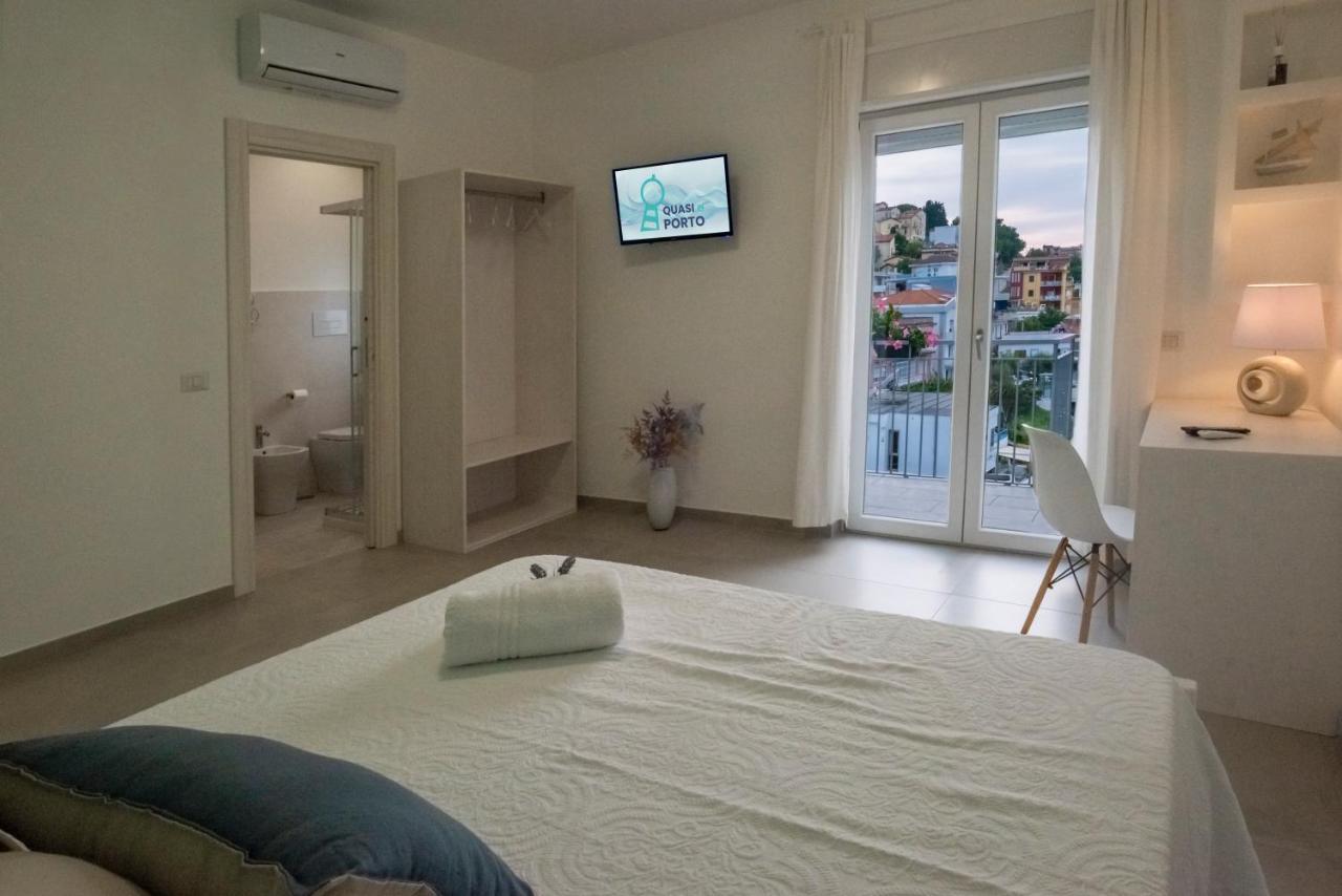 Quasi In Porto Bed & Breakfast Agropoli Exterior photo